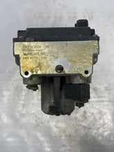Load image into Gallery viewer, ABS PUMP MERCEDES E300D S320 S420 1996 96 1997 97 98 99 - NW2053
