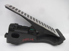 Load image into Gallery viewer, ELECTRONIC PEDAL ASSEMBLY Volkswagen EOS 2007 07 - 685310
