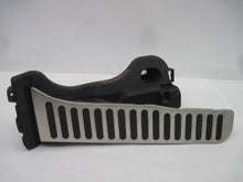 Load image into Gallery viewer, ELECTRONIC PEDAL ASSEMBLY Volkswagen EOS 2007 07 - 685310
