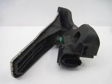 Load image into Gallery viewer, ELECTRONIC PEDAL ASSEMBLY Volkswagen EOS 2007 07 - 685310
