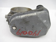 Load image into Gallery viewer, THROTTLE BODY MERCEDES C43 CL500 E430 1998 98 99 00 - 685719
