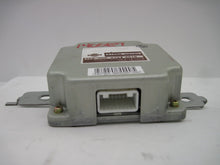 Load image into Gallery viewer, Transfer Case Computer FX35 FX45 2003 03 2004 04 2005 05 06 07 08 - 686248
