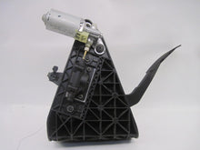 Load image into Gallery viewer, ELECTRONIC PEDAL ASSEMBLY Pathfinder 2008 08 - 688729
