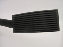 Load image into Gallery viewer, ELECTRONIC PEDAL ASSEMBLY Pathfinder 2008 08 - 688729
