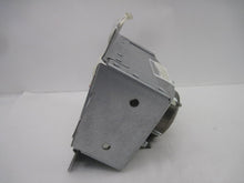 Load image into Gallery viewer, Air Bag QX56 Armada 2004 04 2005 05 2006 06 - 692069
