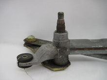 Load image into Gallery viewer, WIPER TRANSMISSION Titan Armada QX56 2006 06 2007 07 08 09 10 11 12 13 - 692136
