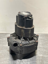Load image into Gallery viewer, AIR INJECTION PUMP SMOG Mercedes CL500 G500 C320 ML320 98 99 00 01 02 03 04 - 06 - NW8159
