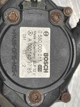 Load image into Gallery viewer, AIR INJECTION PUMP SMOG Mercedes CL500 G500 C320 ML320 98 99 00 01 02 03 04 - 06 - NW8159
