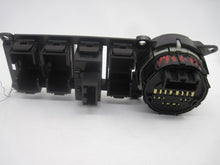 Load image into Gallery viewer, COLUMN SWITCH Pathfinder 2008 08 - 695576
