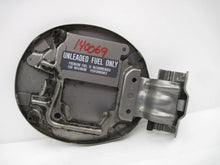 Load image into Gallery viewer, Fuel Filler Door Murano 2003 03 - 695651
