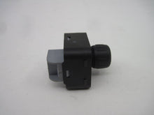 Load image into Gallery viewer, DRIVERS MIRROR SWITCH Audi A4 S4 A6 S6 RS4 2002 02 03 04 05 06 07 08 11 - 697875

