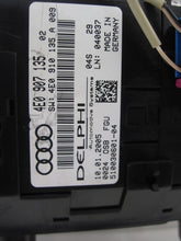 Load image into Gallery viewer, Console Audi A8 S8 2005 05 - 698557
