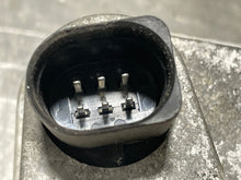 Load image into Gallery viewer, THROTTLE BODY BMW 530i 330i 525i 323i 325i Z4 2006 06 2007 07 2008 08 - NW177807
