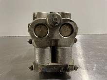 Load image into Gallery viewer, ABS PUMP BMW 525I 1992 92 1993 93 1994 94 - NW957
