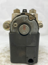 Load image into Gallery viewer, ABS PUMP BMW 525I 1992 92 1993 93 1994 94 - NW956
