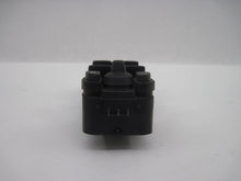 Load image into Gallery viewer, DRIVERS MASTER WINDOW SWITCH LR2 2008 08 2009 09 - 709110
