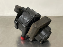 Load image into Gallery viewer, AIR INJECTION PUMP SMOG Mercedes C230 C280 C220 S420 S320 1994 94 95 96 97 98 99 - NW8182
