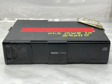 Load image into Gallery viewer, 6 DISC CD CHANGER 325i 320i X5 X3 330i 2001 01 2002 02 03 04 05 06 - NW136502
