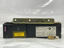 Load image into Gallery viewer, 6 DISC CD CHANGER 325i 320i X5 X3 330i 2001 01 2002 02 03 04 05 06 - NW136502
