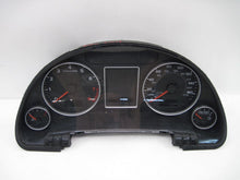 Load image into Gallery viewer, SPEEDOMETER CLUSTER Audi A4 2005 05 - 711168
