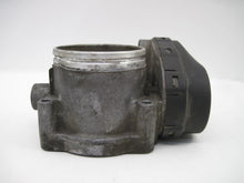 Load image into Gallery viewer, THROTTLE BODY BMW 330I X3 X5 Z3 Z4 2001 02 03 04 05 06 - 711295
