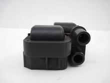 Load image into Gallery viewer, IGNITION COIL Mercedes C280 CL500 CLS55 1998 98 99 - 06 - 712848
