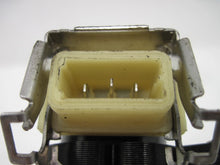 Load image into Gallery viewer, IGNITION COIL BMW 320i 850i M5 X5 Z3 Z8 1995 95 96 - 03 - 713175
