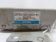 Load image into Gallery viewer, ABS COMPUTER Honda Crv 1997 97 1998 98 1999 99 00 01 - 713250
