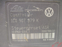 Load image into Gallery viewer, ABS PUMP BEETLE GOLF JETTA 2001 02 03 04 05 06 - 713683
