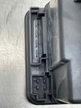 Load image into Gallery viewer, Vacuum Pump  MERCEDES CLK 1999 - NW189254
