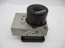 Load image into Gallery viewer, ABS PUMP Freelander 2002 02 2003 03 2004 04 2005 05 - 715162
