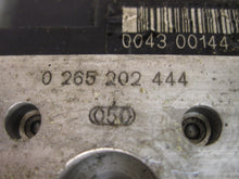 Load image into Gallery viewer, ABS PUMP CL500 S430 S500 S600 00 01 02 03 04 05 06 - 715181
