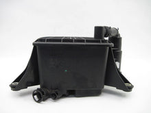 Load image into Gallery viewer, FUEL VAPOR CANISTER Audi A4 2004 04 - 717771
