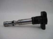 Load image into Gallery viewer, IGNITION COIL Audi A4 TT A6 Golf Beetle Jetta 2000 00 2001 01 2002 02 - 06 - 717806
