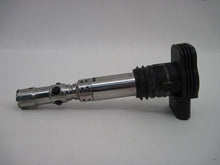 Load image into Gallery viewer, IGNITION COIL Audi A4 TT A6 Golf Beetle Jetta 2000 00 2001 01 2002 02 - 06 - 717807

