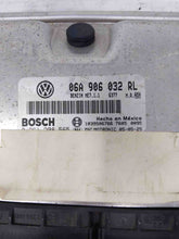 Load image into Gallery viewer, ECU ECM COMPUTER Beetle 2005 05 2.0L Auto Convertible - NW62680
