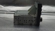 Load image into Gallery viewer, RADIO Jaguar X Type 2003 03 - NW137858
