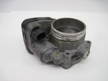 Load image into Gallery viewer, THROTTLE BODY BMW 320I 325I 525I X3 Z3 Z4 01 02 03 - 06 - 719894

