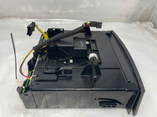 Load image into Gallery viewer, REMOTE CD CHANGER E350 E550 B200 CLS500 CLS55 CLS550 CLS63 E280 03-13 - NW138747
