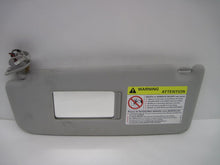 Load image into Gallery viewer, INTERIOR SUN VISOR Audi A6 S6 00 01 02 03 04 Right - 724523
