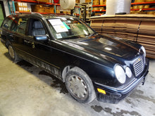 Load image into Gallery viewer, TRANSFER CASE Mercedes E320 1998 98 99 00 01 02 03 - NW176991
