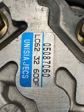 Load image into Gallery viewer, POWER STEERING PUMP Mazda MPV 2000 00 2001 01 - NW163682
