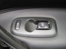 Load image into Gallery viewer, FRONT INTERIOR DOOR TRIM PANEL Volvo S60 2009 09 - 724808
