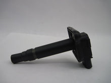 Load image into Gallery viewer, IGNITION COIL Audi A4 A6 A8 S8 Beetle 99 00 01 02 03 04 - 725103
