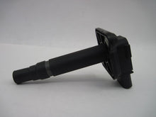 Load image into Gallery viewer, IGNITION COIL Audi A4 A6 A8 S8 Beetle 99 00 01 02 03 04 - 725104
