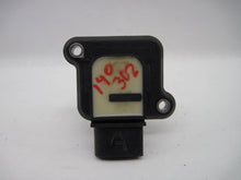 Load image into Gallery viewer, IGNITION COIL Audi A4 A6 A8 S8 Beetle 99 00 01 02 03 04 - 725454
