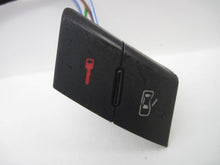 Load image into Gallery viewer, DRIVERS LOCK SWITCH Audi Allroad A6 RS6 S6 2000 00 2001 01 02 03 04 - 726432
