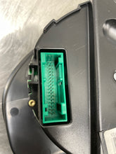 Load image into Gallery viewer, SPEEDOMETER CLUSTER Passat 2002 02 2003 03 - NW162228

