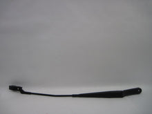 Load image into Gallery viewer, WIPER ARMS PAIR Volkswagen Passat 2006 06 - 726771
