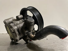 Load image into Gallery viewer, POWER STEERING PUMP Volkswagen Phaeton 2004 04 2005 05 2006 06 - NW164208
